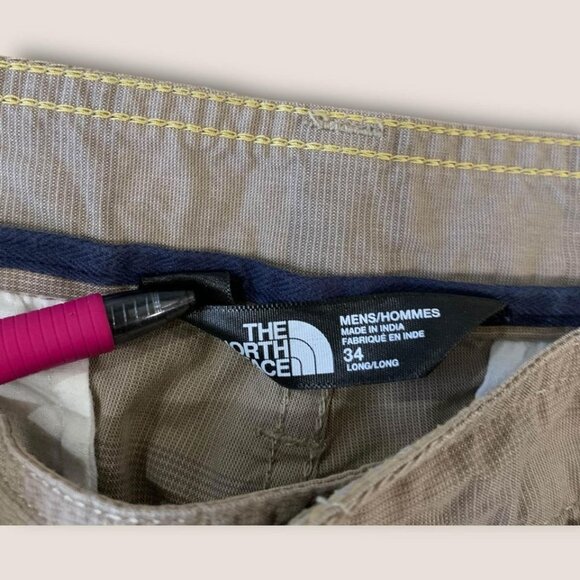 The North Face Performance Shorts Men’s Size 34 Long Waist Khaki Hiking Outdoors - Picture 3 of 4